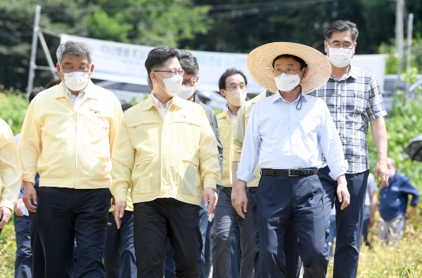 (4-3)폭염예방조치_및_추석_성수품_수급상황_점검2.jpg