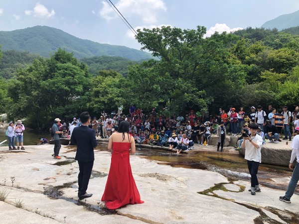 (8-3)19년도_문경시선유구곡_4곡_세심대_팝페라_공연_사진.jpg