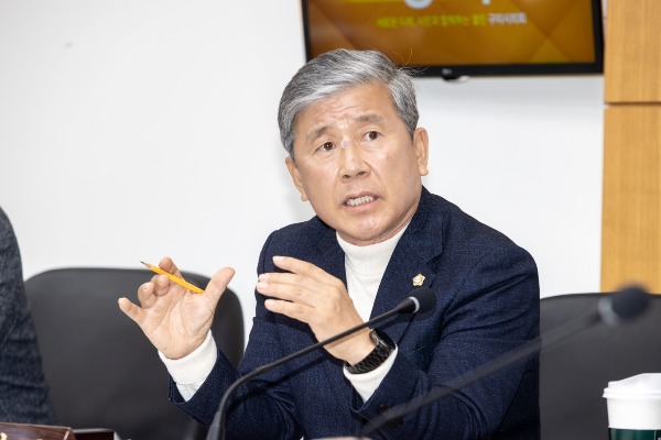 20251126-051[AMG_8262-��292ȸ ��2�� ����ȸ�� ����Ǽ�����ȸ ���ʾ� �� �ɻ�Ȱ��.jpg