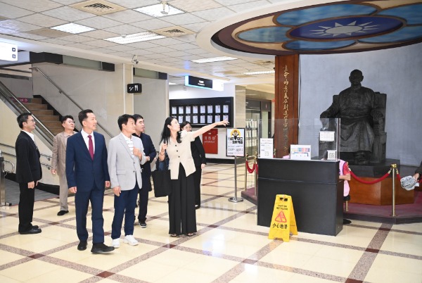 1. [������ġ��]����  �븸 �湮 �����ڷ� (4).jpg