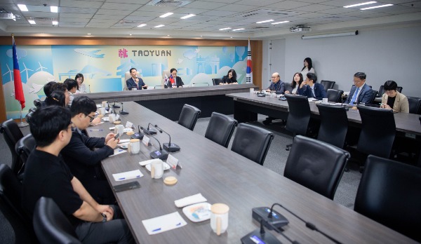 1. [������ġ��]����  �븸 �湮 �����ڷ� (5).jpg